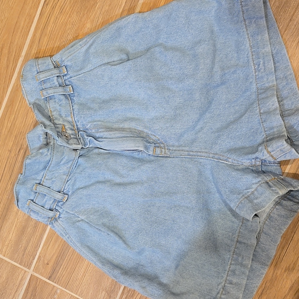 Zara Paper bag shorts